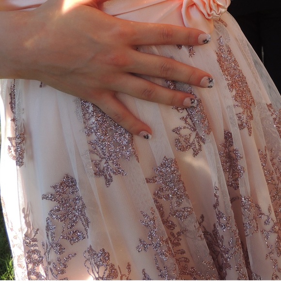 Gorgeous Sparkly Peach Dress - Picture 4 of 5